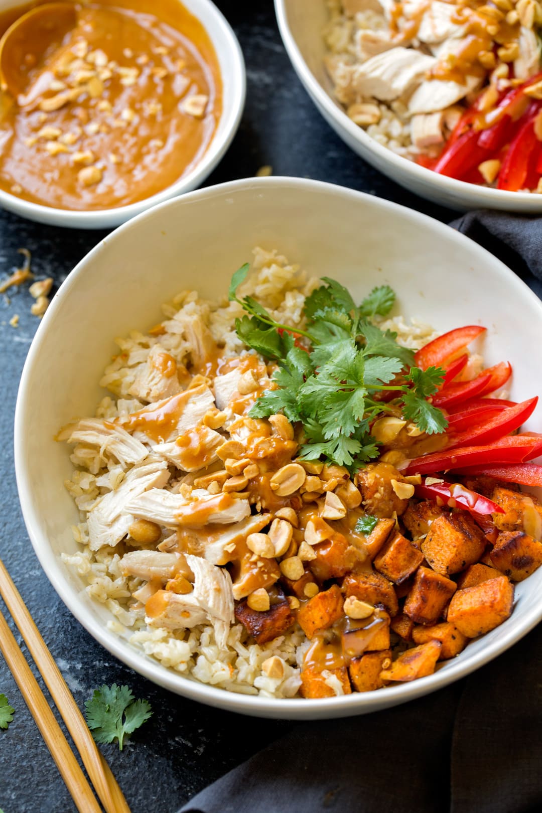 Master The Versatile Chicken Veggie Bowl: Vegan & GF Swaps Included